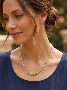 NEW Mary Kent Designs Iridescent Green Glass Faceted Beaded Necklace, 22”